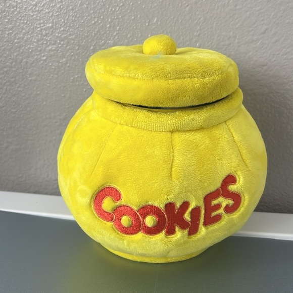 Sesame Street Cookie Monster Plush Puppet in Cookie Jar 2019 - Picture 4 of 6